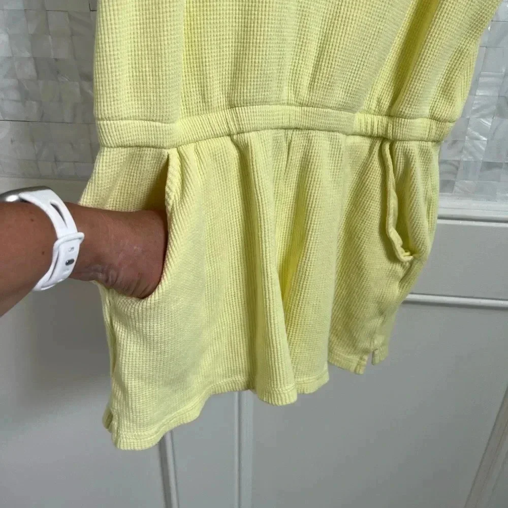 Old navy sleeveless waffle knit romper girls yellow large